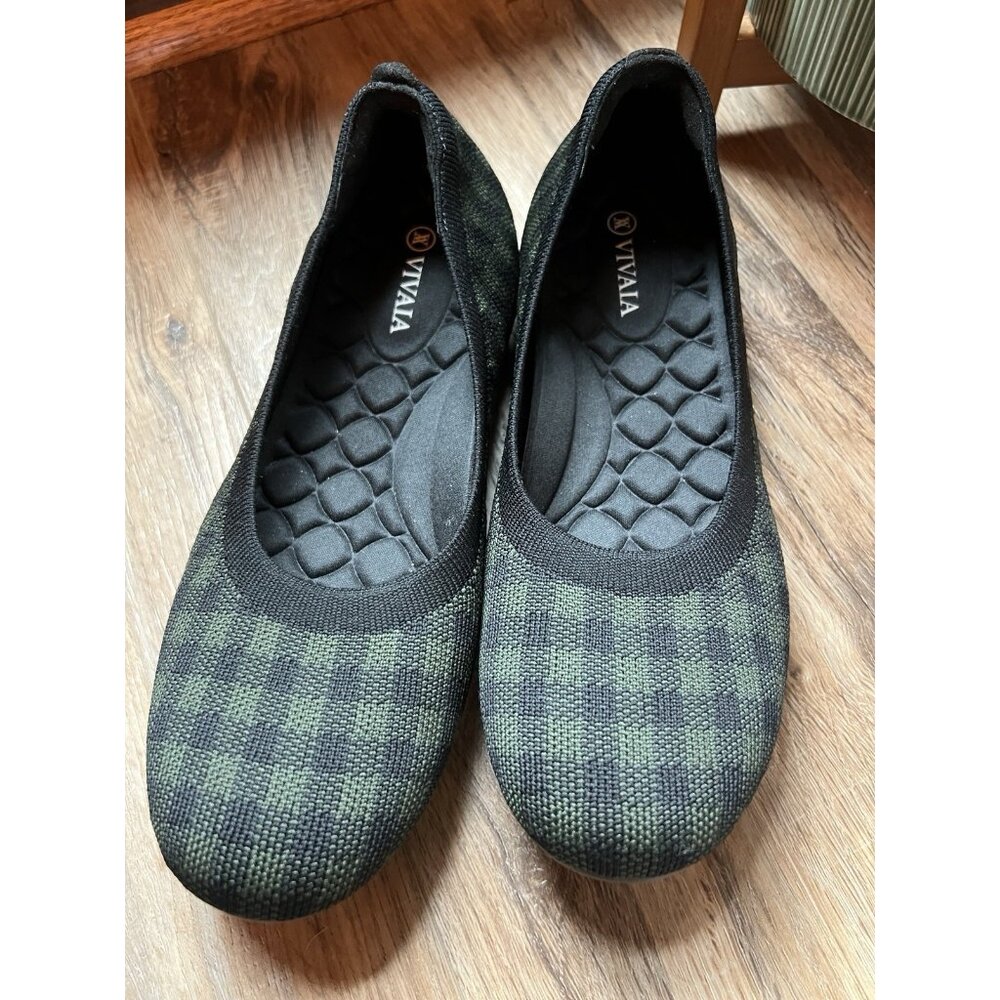VIVAIA Round-Toe Flats Olive plaid Size 41.5 US 10.5